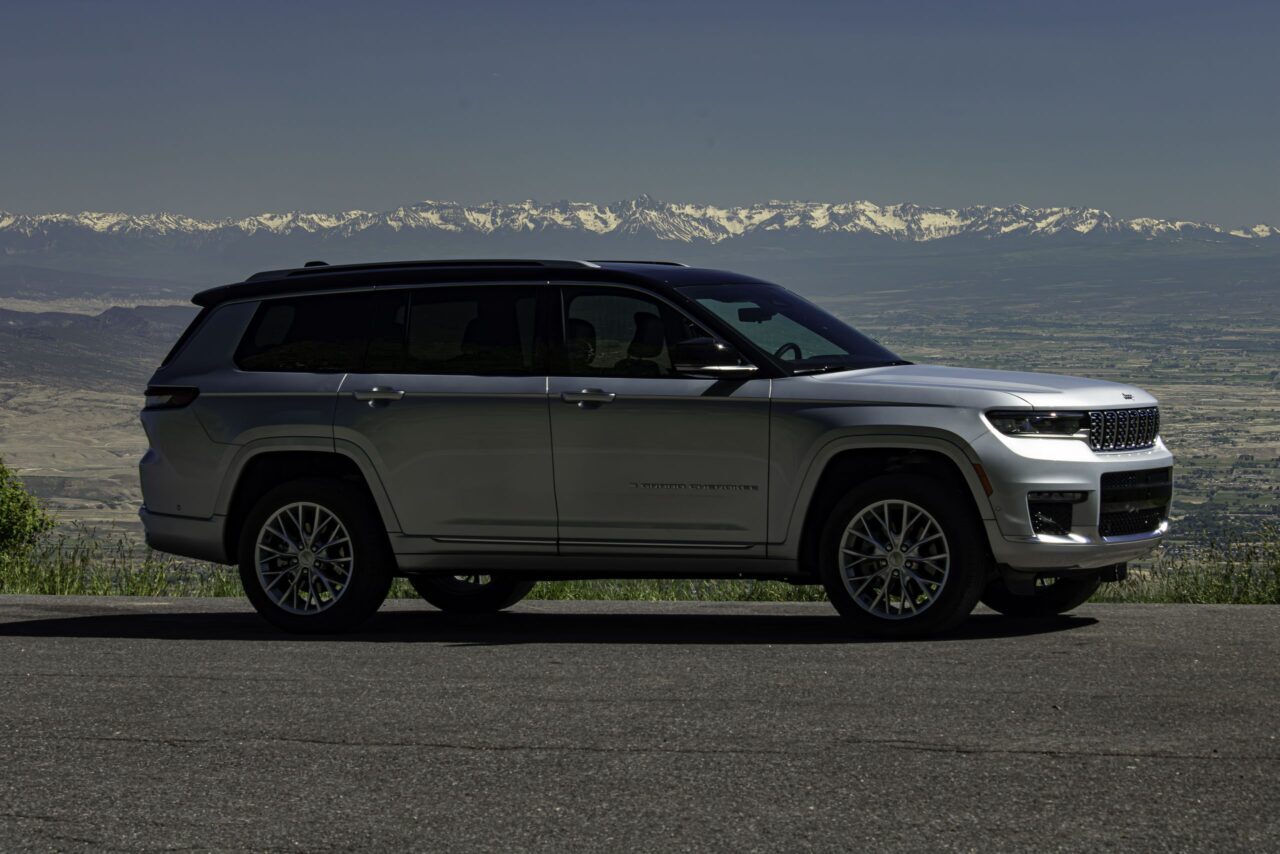 2023 Jeep Grand Cherokee L Summit