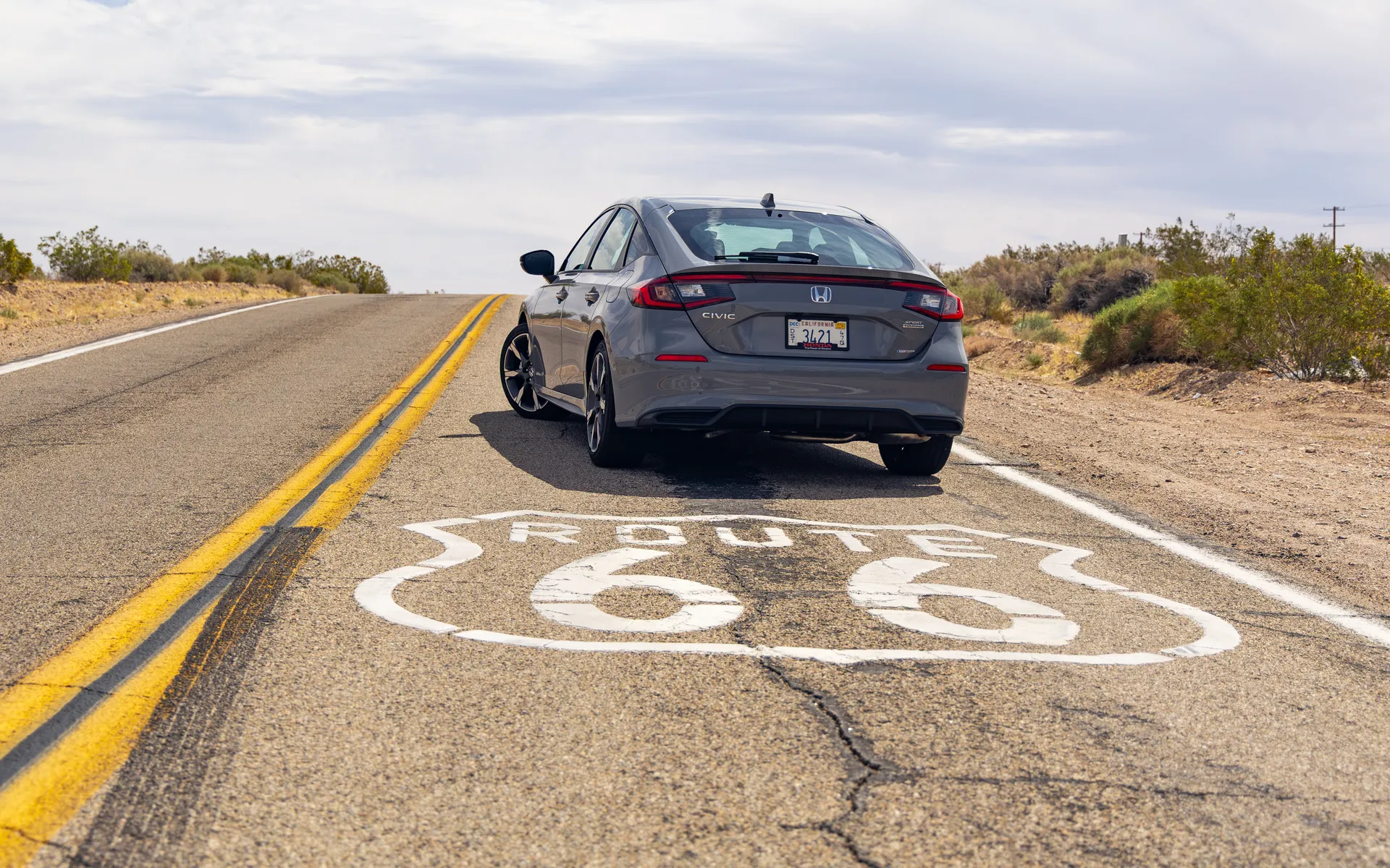 2025 Honda Civic Hybrid hatchback (Sport Touring) - road trip review