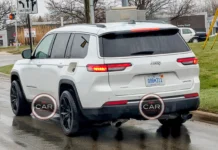 Return of the Track(hawk) or SRT? Curious Looking Jeep Mule Spied in the Wild